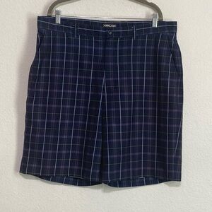 Kirkland Signature Navy Blue Men’s Plaid Shorts Size 38